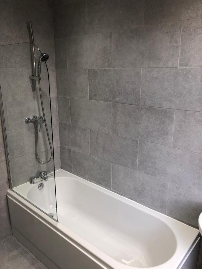 Modern,Spacious 2 Bed Apartment Preston  Buitenkant foto